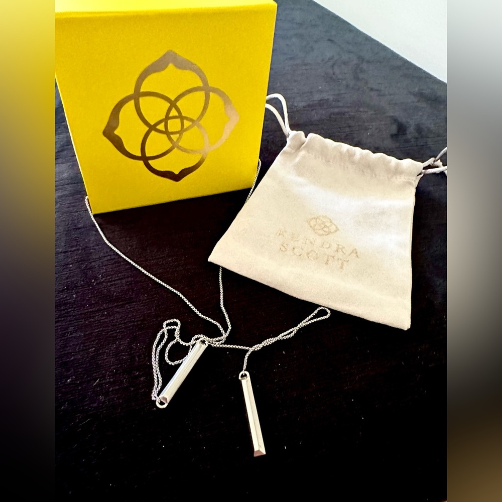 Kendra Scott Y-Necklace, silver dangling. Never worn.